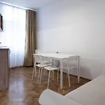 Casa Basarab Hotel *