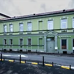 Hotel Casa Basarab *