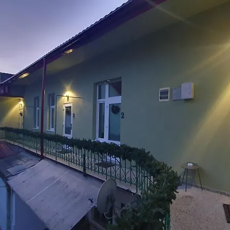 Hotel Casa Basarab *