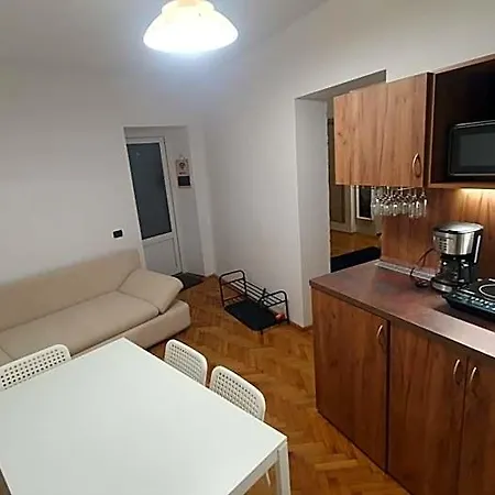 Otel Casa Basarab Braşov