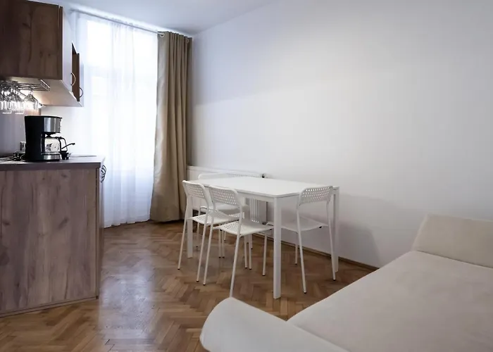 Casa Basarab Hotel *